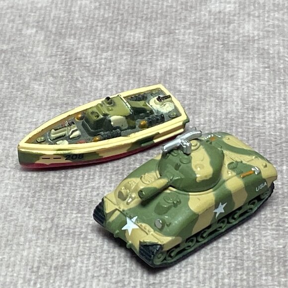 Micro Machines PT Boat & Sherman Tank 1987 Galoob Mini Military Models Plastic - Picture 5 of 9